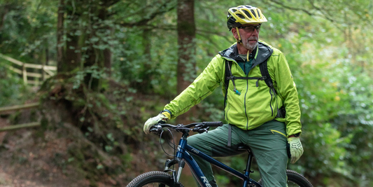 How to: Keep Cycling Safely Through Autumn and Winter