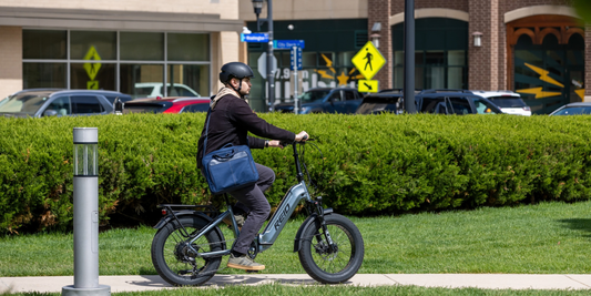 Why are folding bikes good for commuting?