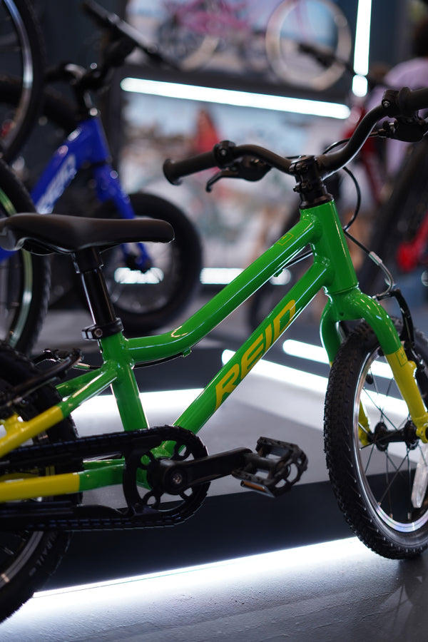 H14 14" Kids Bike Green